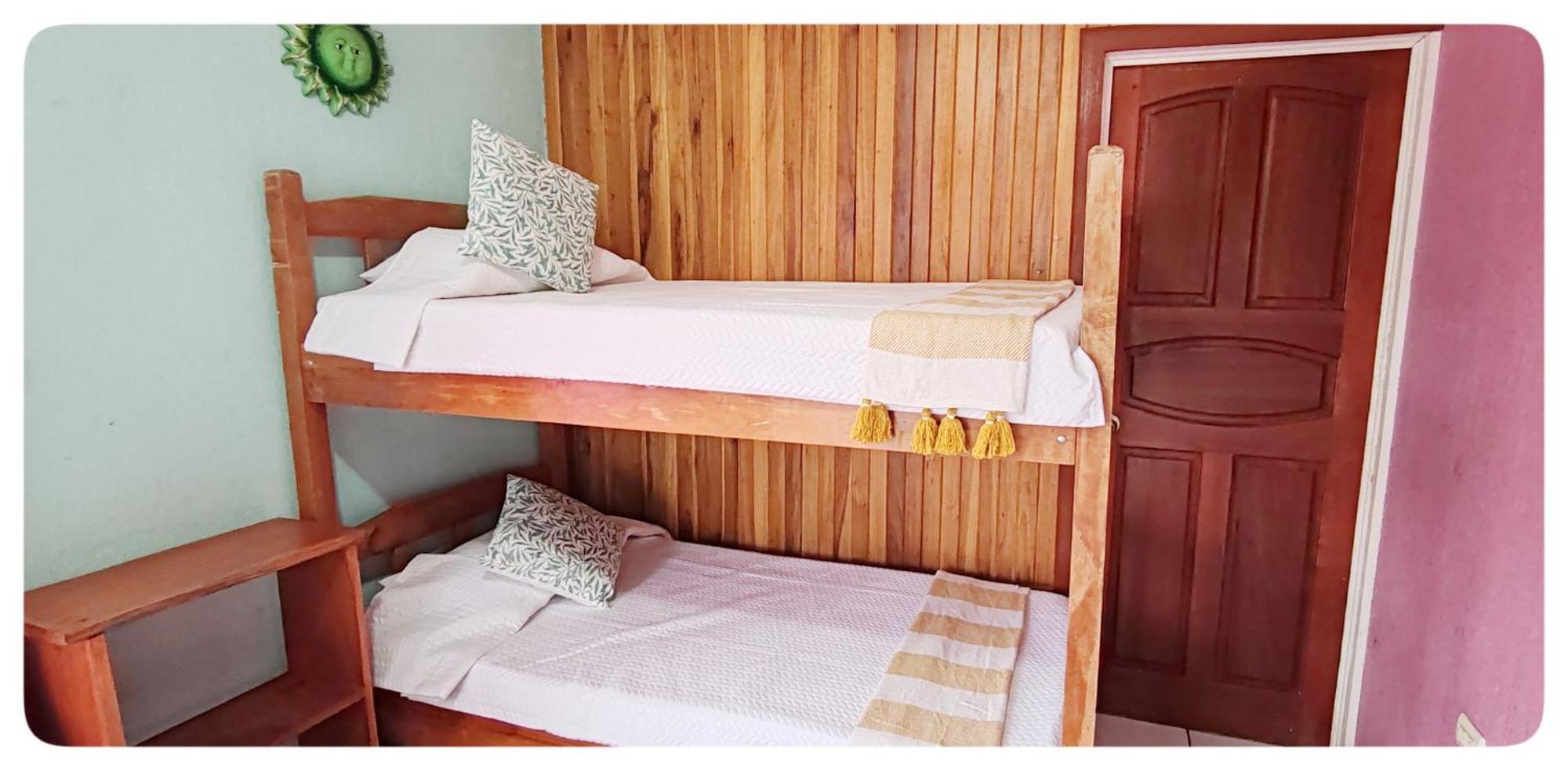 Hotel & Hostel Sloth Backpackers Monteverde Bagian luar foto